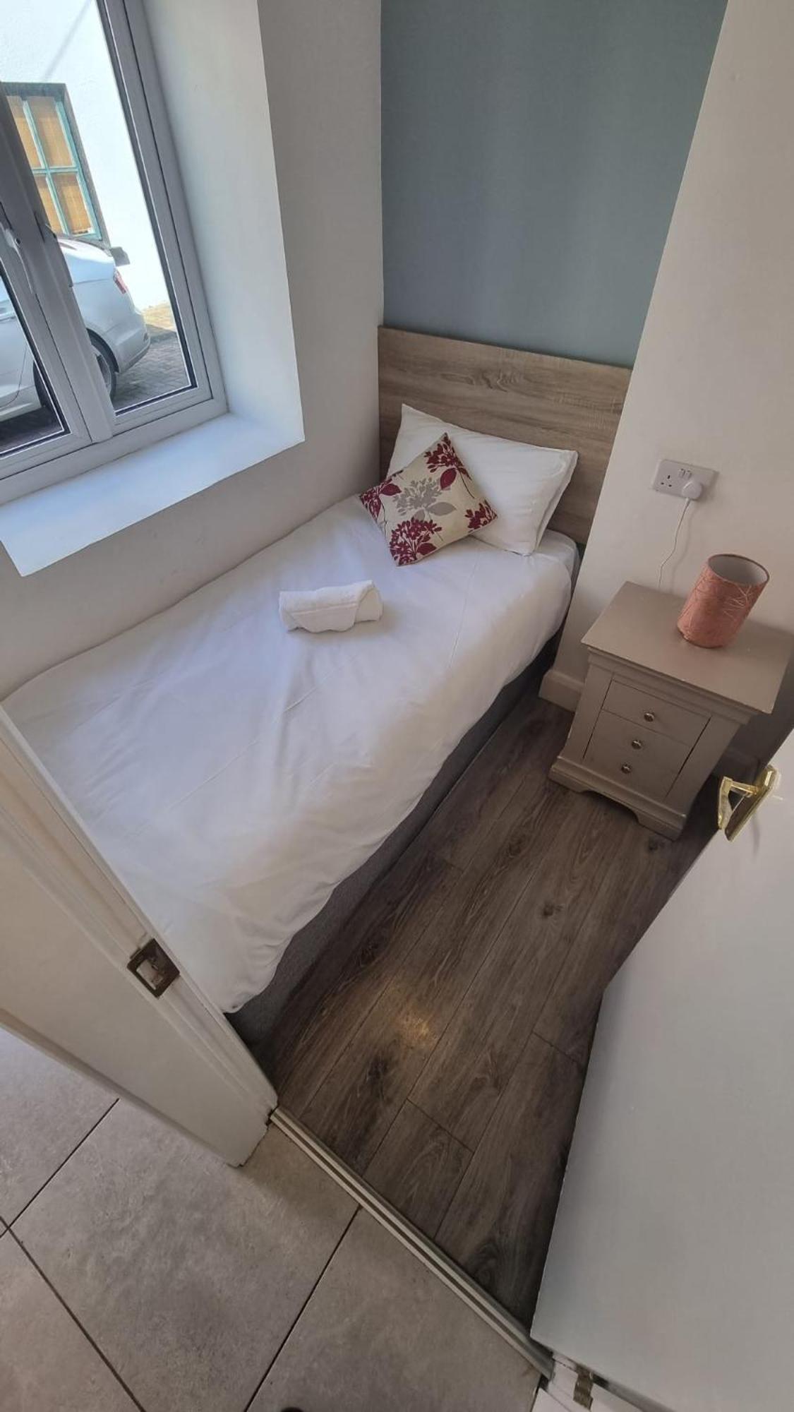 Eyre Square Lane Budget Rooms Galway Zewnętrze zdjęcie